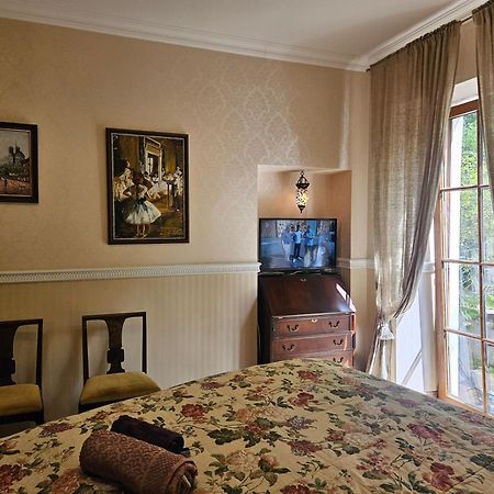 Barrister'S Apartments With Fireplace Siauliai  Luaran gambar