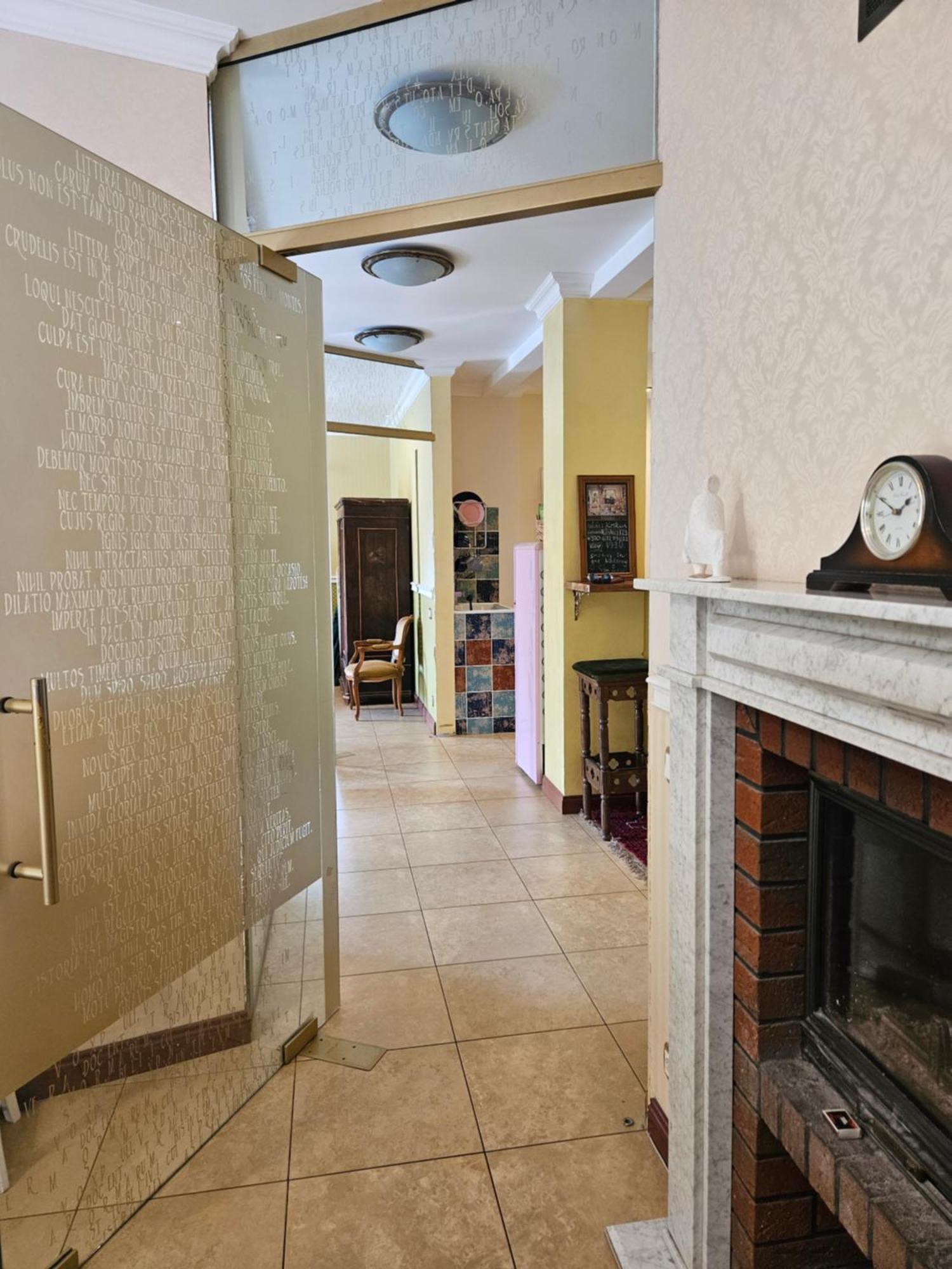 Barrister'S Apartments With Fireplace Siauliai  Luaran gambar