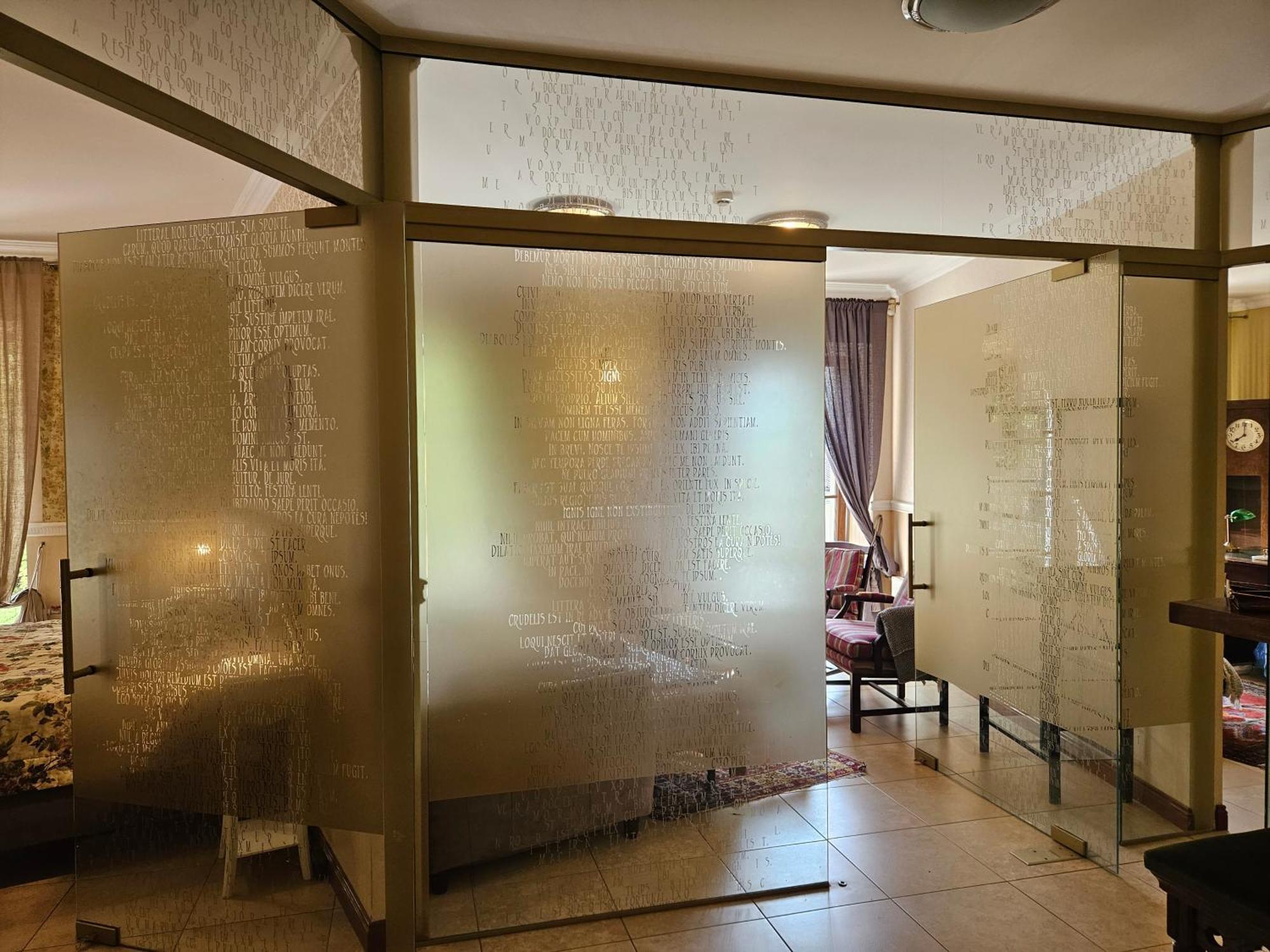 Barrister'S Apartments With Fireplace Siauliai  Luaran gambar